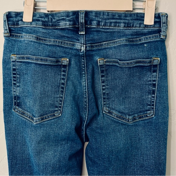 Womens Free Assembly Slim Straight Jeans Artistic Wash LIKE NEW SZ 16 - Picture 6 of 13